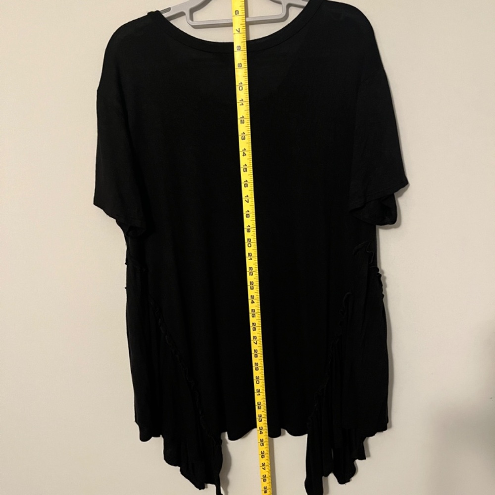 Vision Ruffle Tee - Lightweight - 1X Plus - Picture 3 of 4
